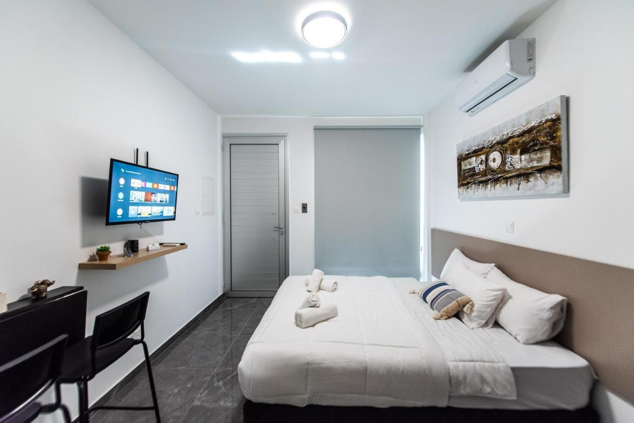 Spiros Luxury Apartments Айя Напа Екстериор снимка