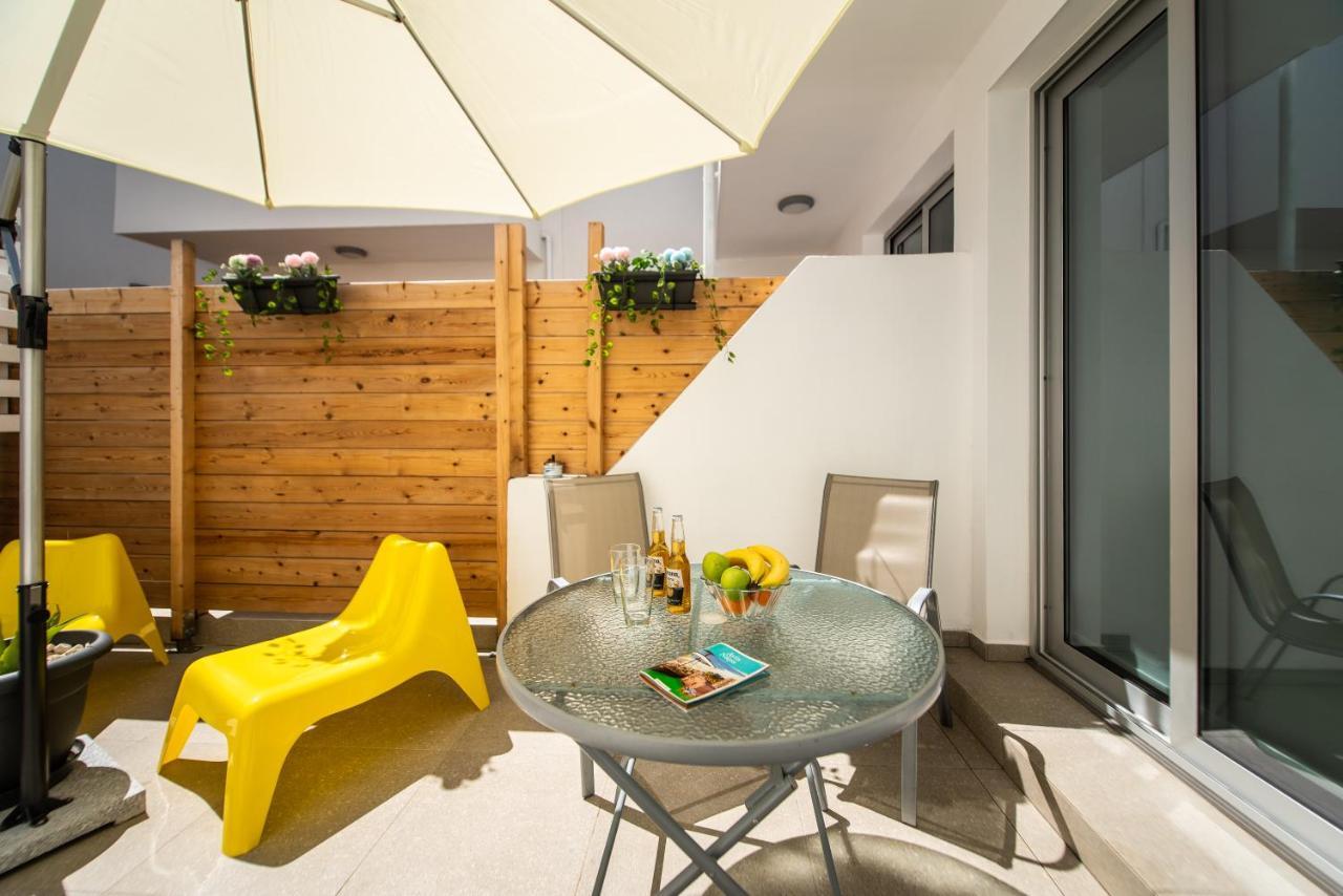 Spiros Luxury Apartments Айя Напа Екстериор снимка