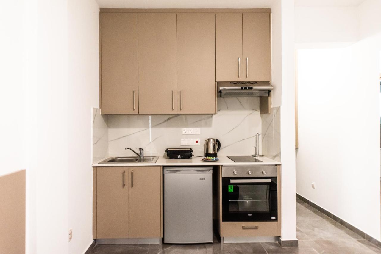 Spiros Luxury Apartments Айя Напа Екстериор снимка