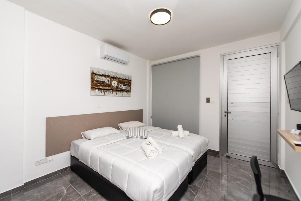 Spiros Luxury Apartments Айя Напа Екстериор снимка