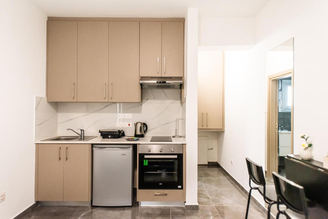 Spiros Luxury Apartments Айя Напа Екстериор снимка