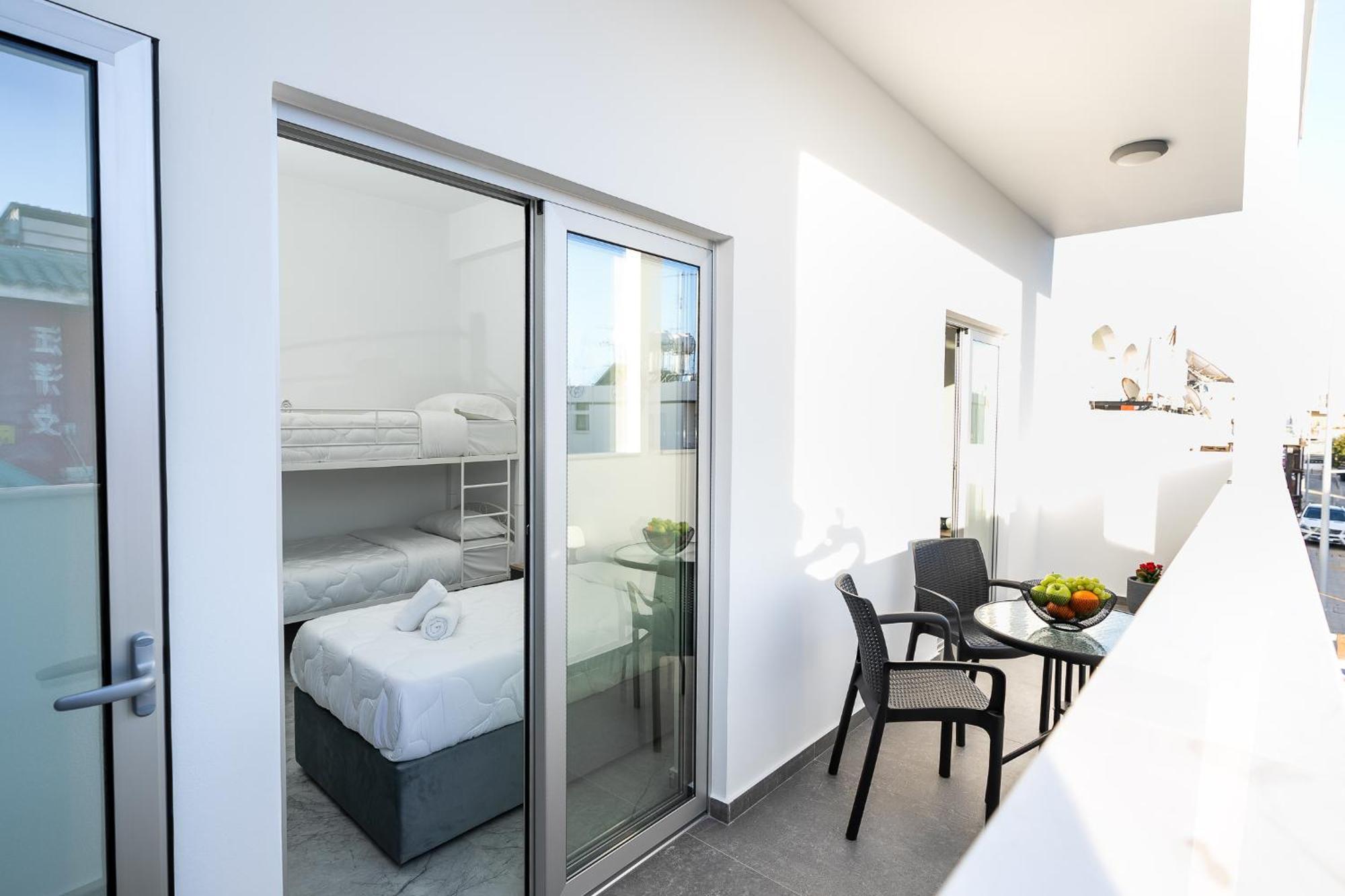 Spiros Luxury Apartments Айя Напа Екстериор снимка