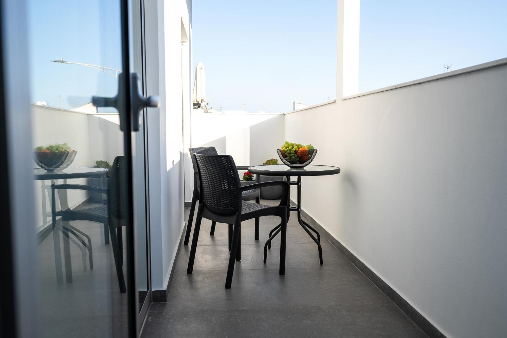 Spiros Luxury Apartments Айя Напа Екстериор снимка